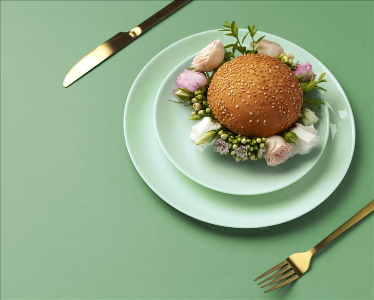 I ICAs nya rapport Maten och möjligheterna delar ICAs innovationschef Sofia Steinwall om hur vi framtidssäkrar produkter och hela matsystemet genom innovation. Många av dagens mål för livsmedelsproduktion, hållbarhet och hälsa sträcker sig till 2030. Men hos ICA Växa är siktet inställt på 2044.